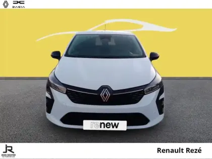 Photo 8 Renault Clio  1.5 dCi 100ch Evolution - 25