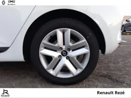 Photo 7 Renault Clio  1.5 dCi 100ch Evolution - 25