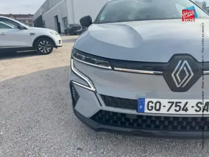 Photo 12 Renault Megane  E-Tech Electric EV60 220ch Iconic super charge