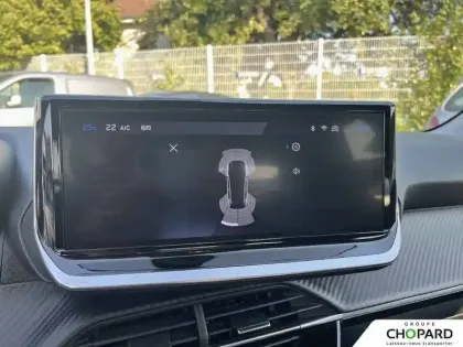 Photo 15 Peugeot 208  Hybrid 100 e-DCS6