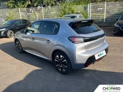 Photo 23 Peugeot 208  Hybrid 100 e-DCS6