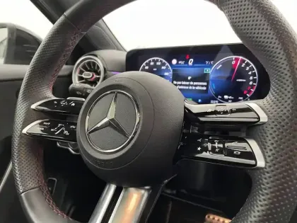 Photo 24 Mercedes Classe A  250 e Hybrid EQ 8G-DCT