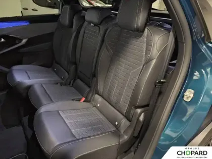 Photo 20 Peugeot 5008  Hybrid 145 ch e-DCS6
