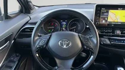 Photo 12 Toyota C-HR  Hybride 1.8L