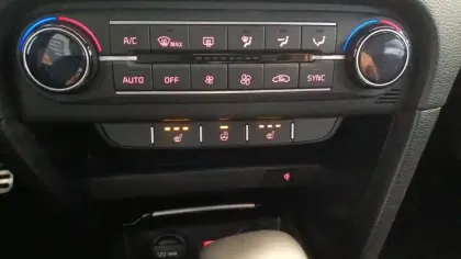 Photo 11 Kia Ceed PRO 1.5 T-GDi 160 ch ISG DCT7