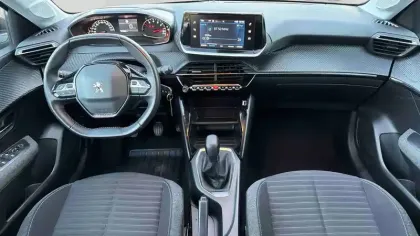Photo 19 Peugeot 208  PureTech 75 S&S BVM5