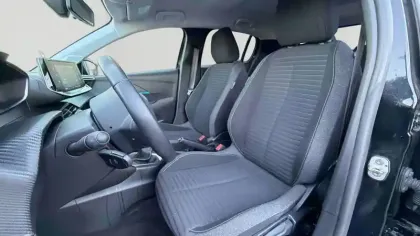 Photo 10 Peugeot 208  PureTech 75 S&S BVM5