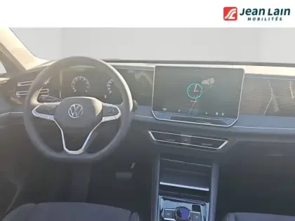 Photo 10 Volkswagen Tiguan  1.5 eTSI 150ch DSG7