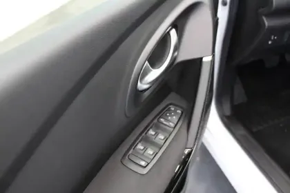Photo 11 Renault Kadjar  Blue dCi 115 EDC
