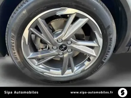 Photo 8 DS DS 7 DS7 Crossback Hybride E-Tense 225 EAT8
