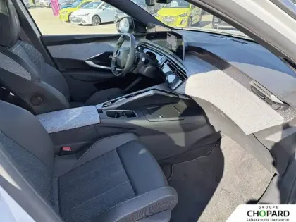 Photo 12 Peugeot 3008  Electrique 230 ch Grande autonomie 97 kWh
