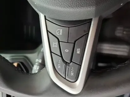 Photo 27 Dacia Duster  Hybrid 140