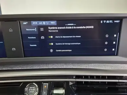 Photo 17 Peugeot 3008  Electrique 210 ch 73 kWh