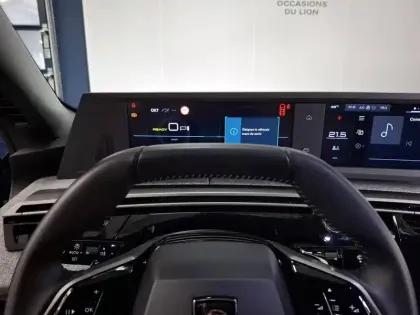 Photo 15 Peugeot 3008  Electrique 210 ch 73 kWh
