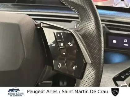 Photo 20 Peugeot 5008  Hybrid 136 e-DCS6