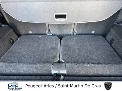 Photo 15 Peugeot 5008  Hybrid 136 e-DCS6