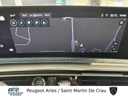 Photo 26 Peugeot 5008  Hybrid 136 e-DCS6