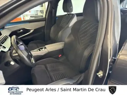 Photo 8 Peugeot 5008  Hybrid 136 e-DCS6
