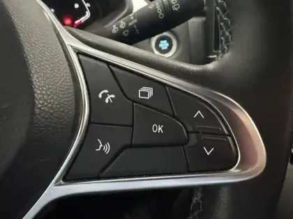 Photo 8 Renault Captur  E-Tech 145 - 21