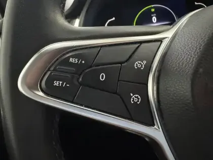 Photo 9 Renault Captur  E-Tech 145 - 21