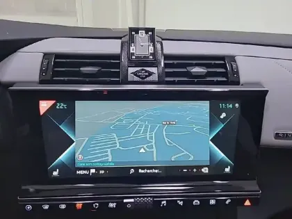 Photo 28 DS DS 7 DS7 Crossback Hybride E-Tense 300 EAT8 4x4