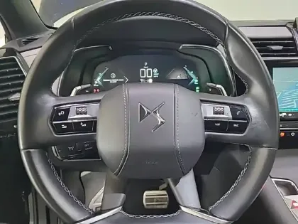 Photo 17 DS DS 7 DS7 Crossback Hybride E-Tense 300 EAT8 4x4