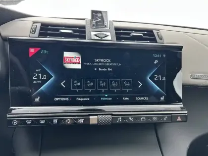 Photo 5 DS DS 7 DS7 Crossback Hybride E-Tense 300 EAT8 4x4