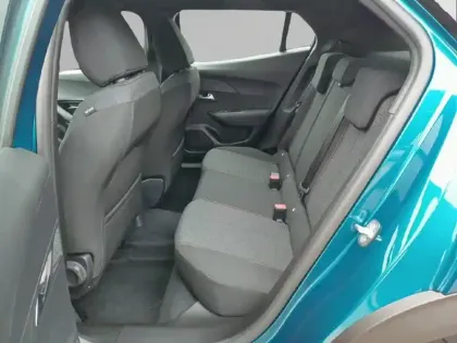 Photo 11 Peugeot 2008  Hybrid 145 ch e-DCS6