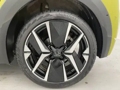 Photo 15 Peugeot 208  PureTech 100 S&S BVM6