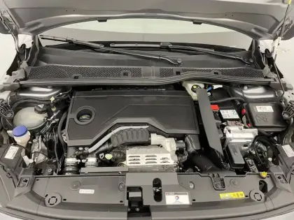 Photo 19 Peugeot 208  Hybrid 100 e-DCS6