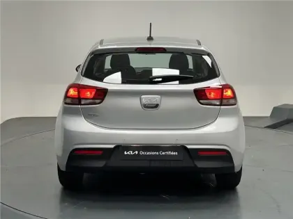 Photo 24 Kia Rio 1.2 DPI 84CH BVM5