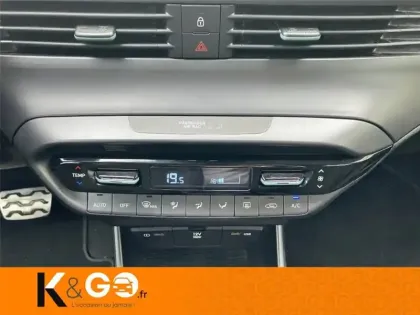 Photo 12 Hyundai Bayon 1.0 T-GDI 100 DCT-7 HYBRID 48V