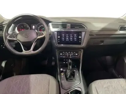 Photo 7 Volkswagen Tiguan 2.0 TDI 150ch DSG7 Life Plus