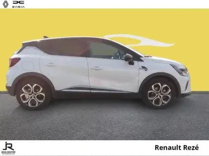 Photo 12 Renault Captur  1.6 E-Tech hybride 145ch Techno