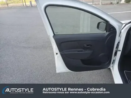 Photo 13 Dacia Sandero  1.0 SCe 75ch Essentiel - 20