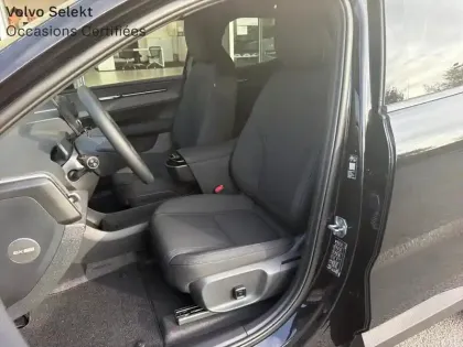 Photo 5 Volvo Ex30  P5 Long Range 272ch 69kWh Black Edition