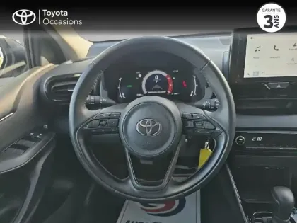 Photo 8 Toyota Yaris  116h Dynamic 5p MY25