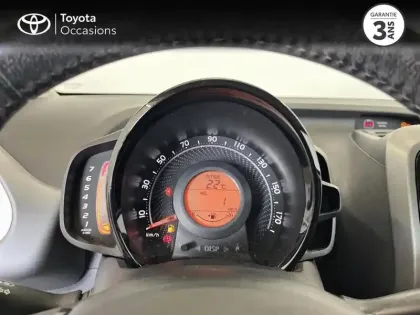 Photo 13 Toyota Aygo  1.0 VVT-i 69ch x-play 5p