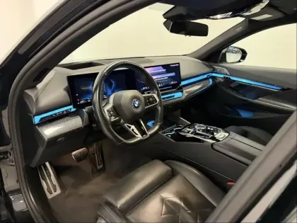 Photo 5 BMW Serie 5 Série 5 550e 489ch M Sport xDrive