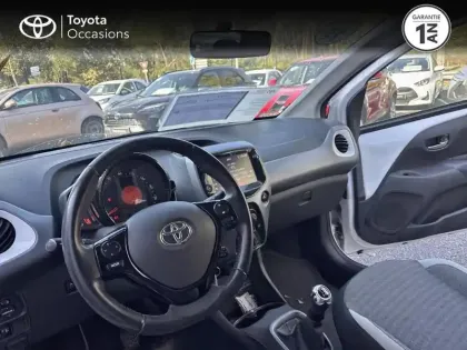 Photo 8 Toyota Aygo  1.0 VVT-i 72ch x-play 3p