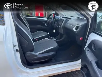 Photo 5 Toyota Aygo  1.0 VVT-i 72ch x-play 3p