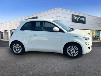 Photo 51 Fiat 500  e 95ch MY23 BERLINE 23.8 KWH