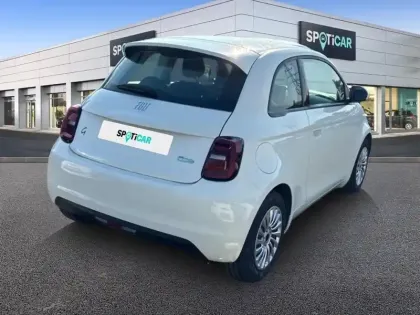 Photo 28 Fiat 500  e 95ch MY23 BERLINE 23.8 KWH