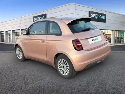 Photo 17 Fiat 500  e 95ch MY23 BERLINE 23.8 KWH