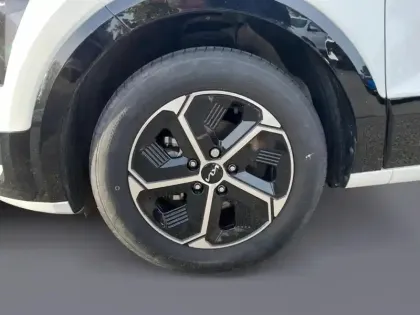 Photo 8 Kia Niro  1.6 GDi 138ch HEV Active DCT6