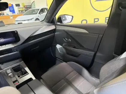 Photo 10 Opel Astra  Electric 156ch GS