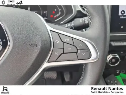 Photo 13 Renault Captur  1.6 E-Tech hybride 145ch Rive Gauche
