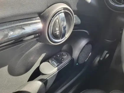 Photo 12 Mini Mini  Cooper 136ch Edition Premium Plus BVA7
