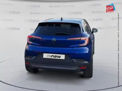 Photo 6 Renault Captur  1.8 E-Tech full hybrid 160ch esprit Alpine - 26