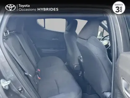 Photo 6 Toyota C-HR  122h Design 2WD E-CVT RC18